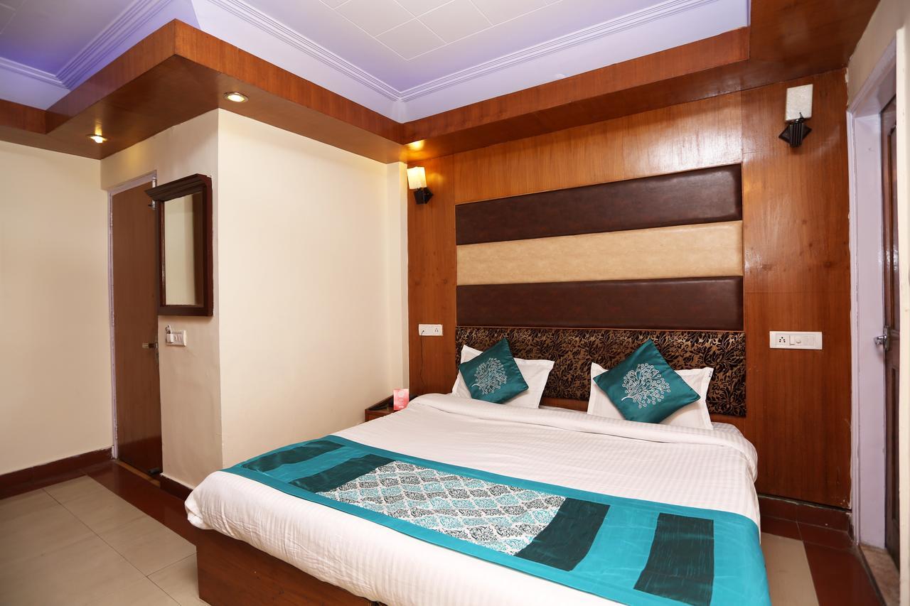 Oyo 8637 Shivam Hotel Массури Экстерьер фото